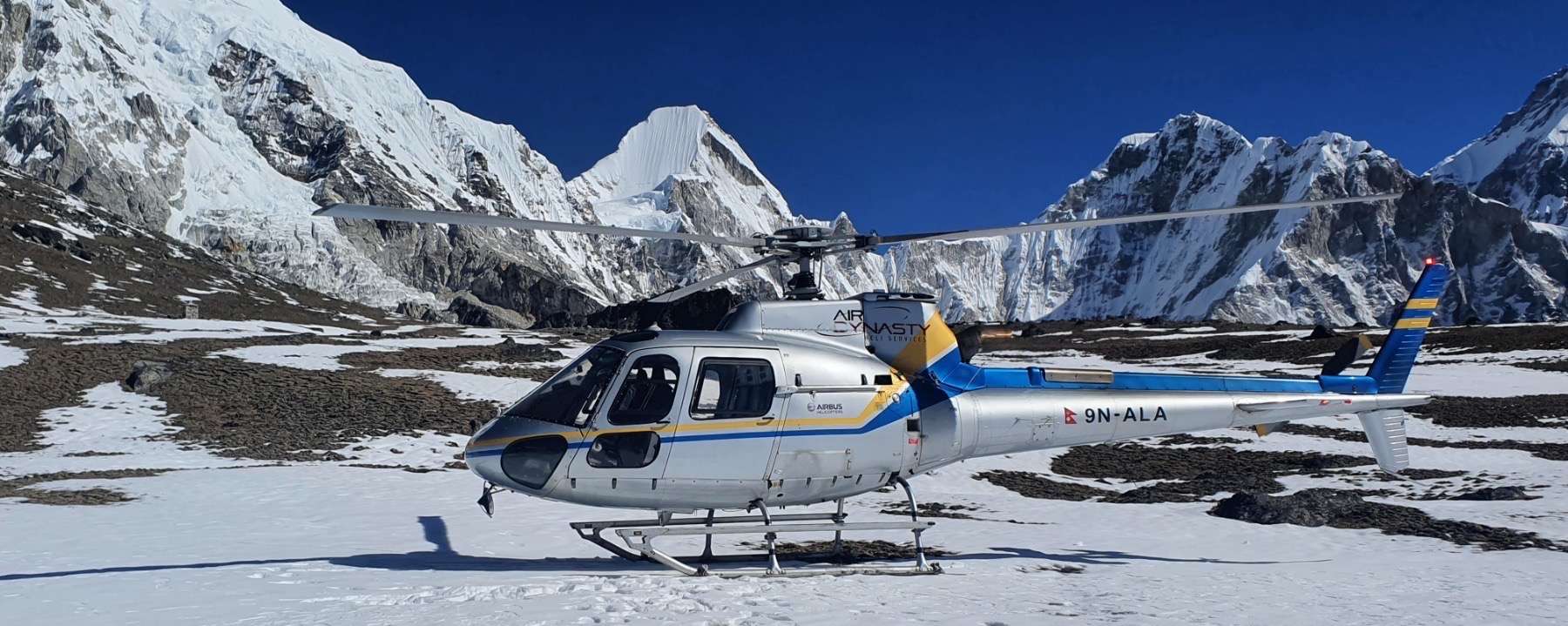 Everest base camp trek return back by helicopter